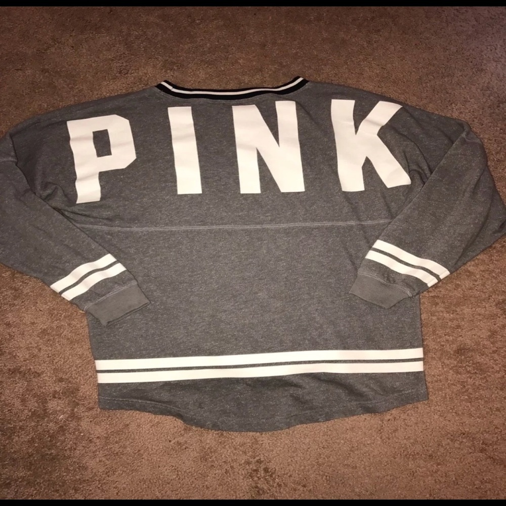 VS Pink crewneck sweatshirt